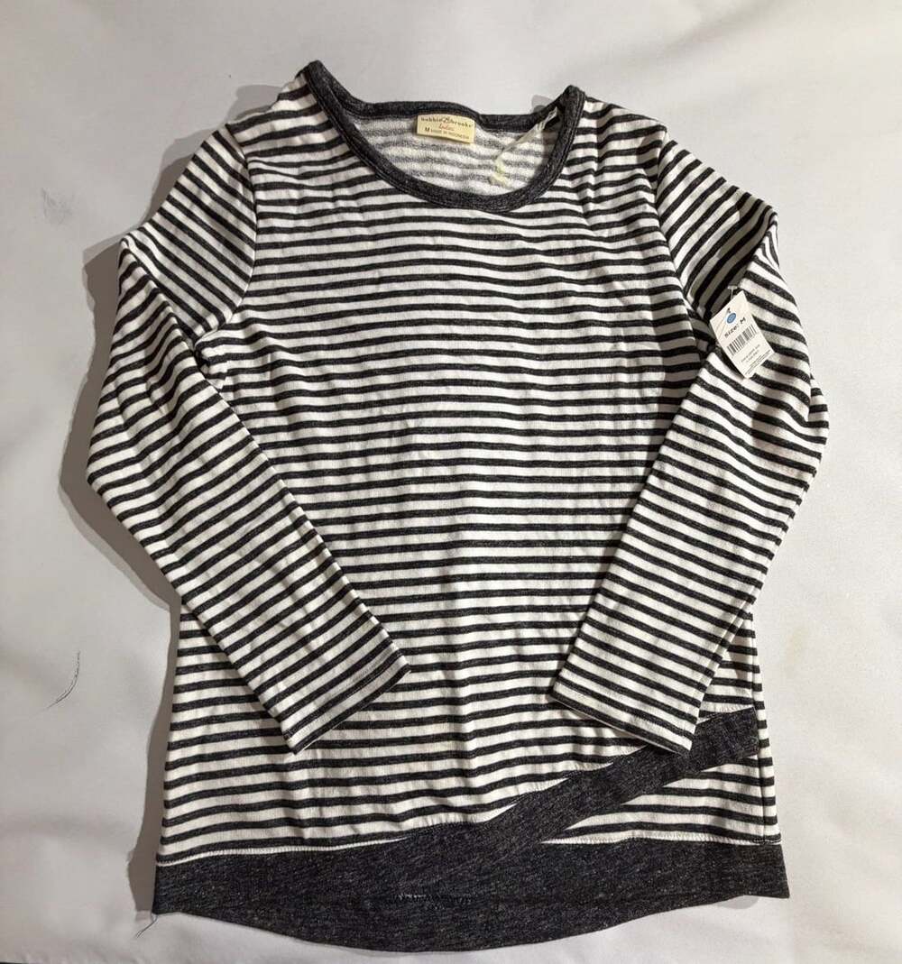 Bobbie Brooks Striped Long Sleeve Crossover Hem Top Womens M